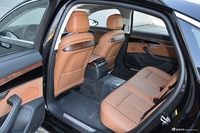 2018款奥迪A8L 3.0T自动55 TFSI quattro尊贵型
