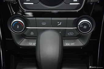 2016款驭胜S330 1.5T自动两驱舒适版