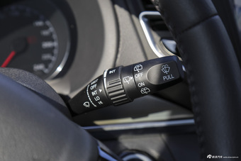 2016款宋盖世版1.5TI手动精英型