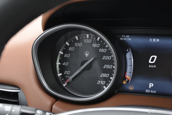 2018款Levante 3.0T自动350Hp 标准版