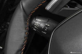 2018款标致4008 1.6T自动精英版350THP 	