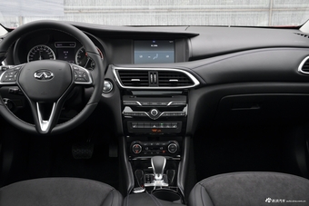 2018款英菲尼迪QX30 1.6T自动两驱极限版