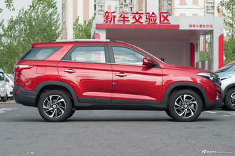 2018款风光S560 1.8L CVT智联型5座