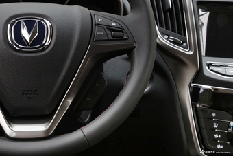 2016款长安CS75 1.8T自动精英型国5