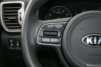 2017款起亚KX5 1.6T自动两驱15周年特别版DLX