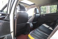 2016款宝骏310 1.2L手动豪华型