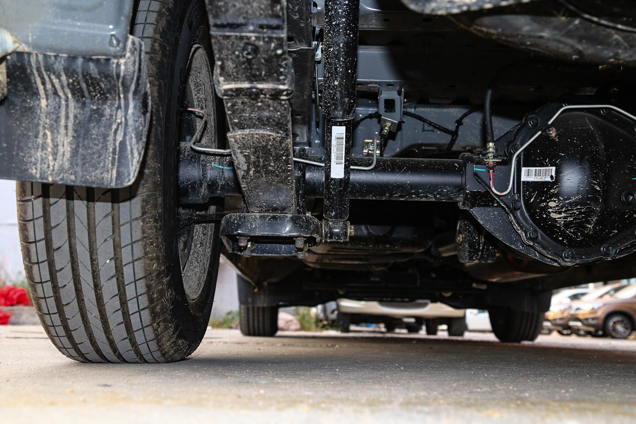 2017款菱智M5L 1.6L手动9座标准型