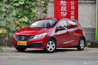 2016款宝骏310 1.2L手动超值型图片