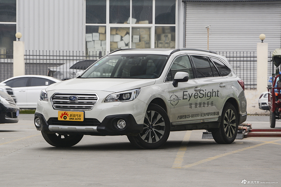 2017款傲虎 2.5L自动运动导航版 EyeSight