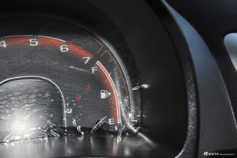 2013款QQ 1.0L手动快乐版