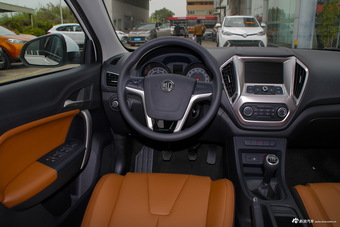 2016款名爵锐行1.5T手动超值豪华版