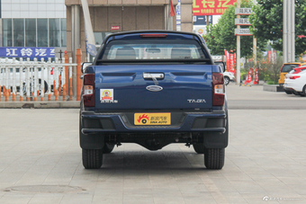 2018款庆铃TAGA 3.0T手动四驱超豪华版