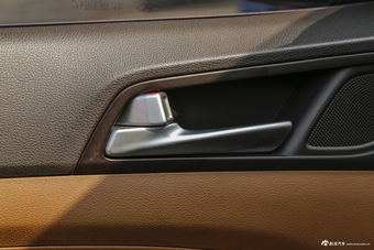 2015款全新途胜1.6T自动四驱旗舰型