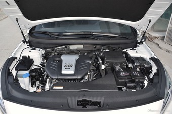 2017款现代索纳塔九1.6T自动GLS智能型