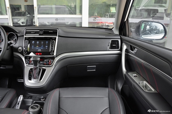 2017款哈弗M6 1.5T自动尊贵型