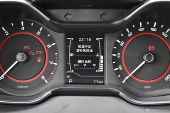 2017款艾瑞泽5 1.5L自动豪华版