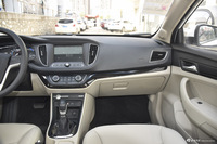 2017款荣威360 1.5L自动豪华版