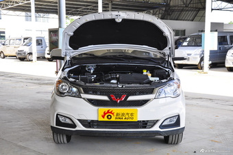 2015款五菱宏光S1 1.5L手动舒适型 白