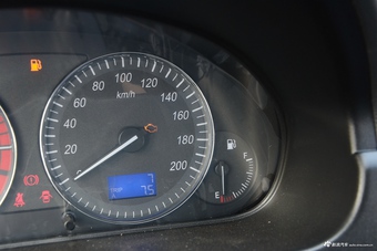 2015款福瑞达M50 1.4L手动公务舱K14B-F