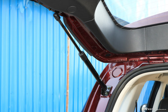 2017款斯威X7 1.5T自动智享型