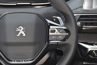 2018款标致4008 1.6T自动豪华版350THP