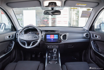 2017款瑞虎5x 1.5T手动时尚型图片