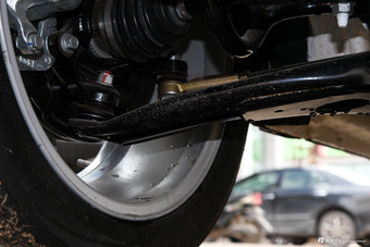 2018款猎豹CS9 1.5T手动劲风型