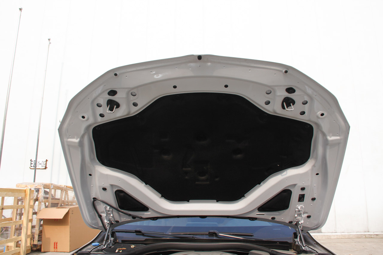 2017款宝马7系730Li 2.0T自动豪华型