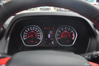 2016款东南DX3 SRG 1.5T手动旗舰型