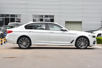 2018款宝马 5系改款 530Li xDrive M运动套装