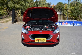 2019款福克斯三厢1.5T自动锋潮型EcoBoost 180
