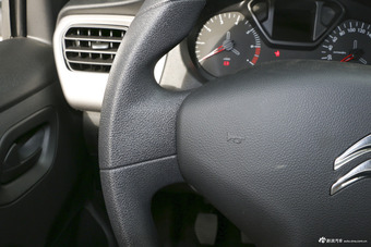 2018款全新爱丽舍1.6L自动时尚型