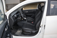 2017款起亚K2 1.4L手动15周年特别版GLS三厢