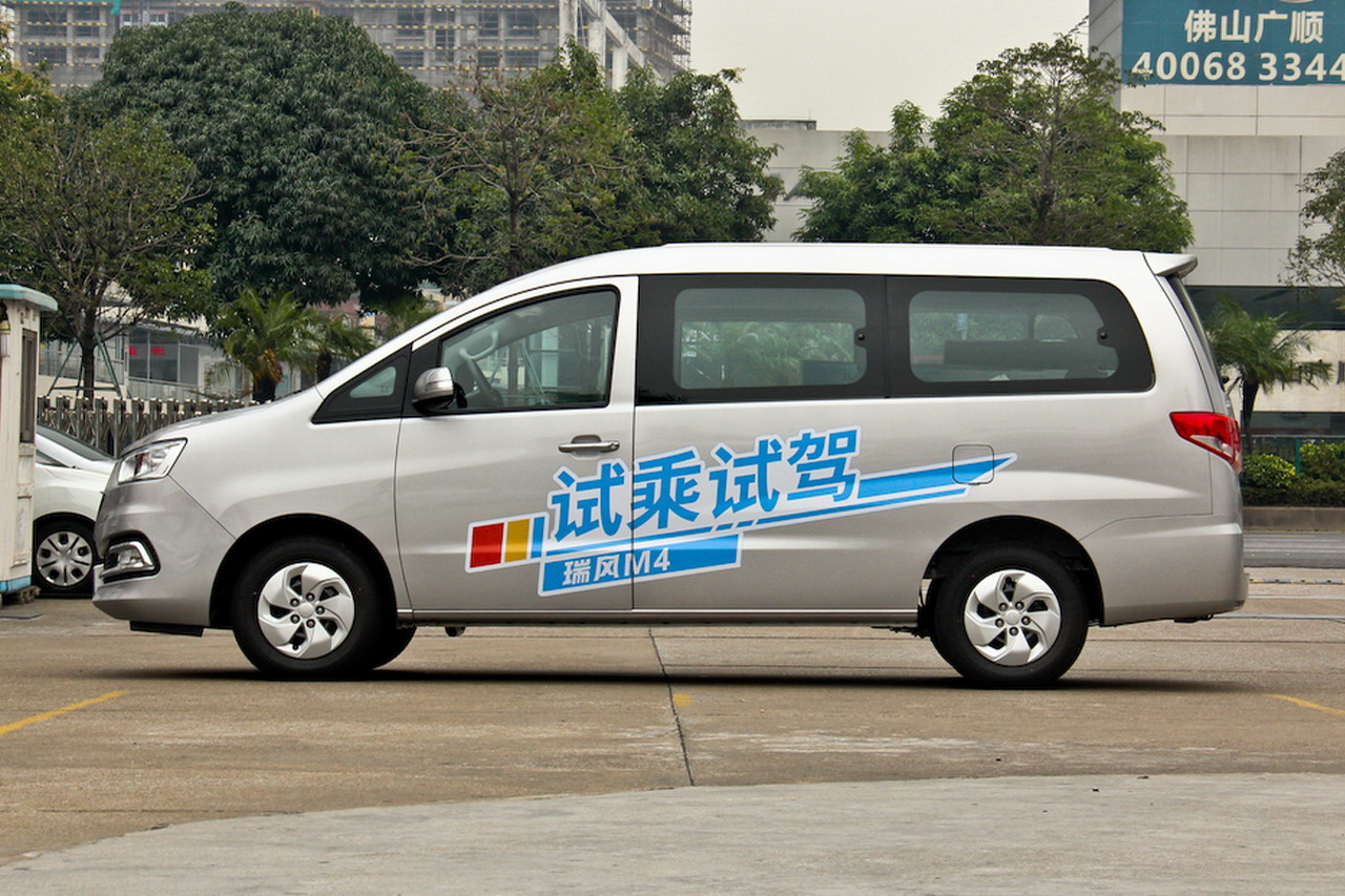 2017款瑞风M4 1.9T手动舒适型柴油