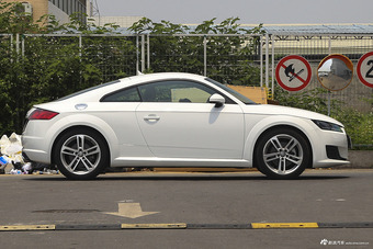 2017款奥迪TT Coupe 2.0T自动45TFSI quattro