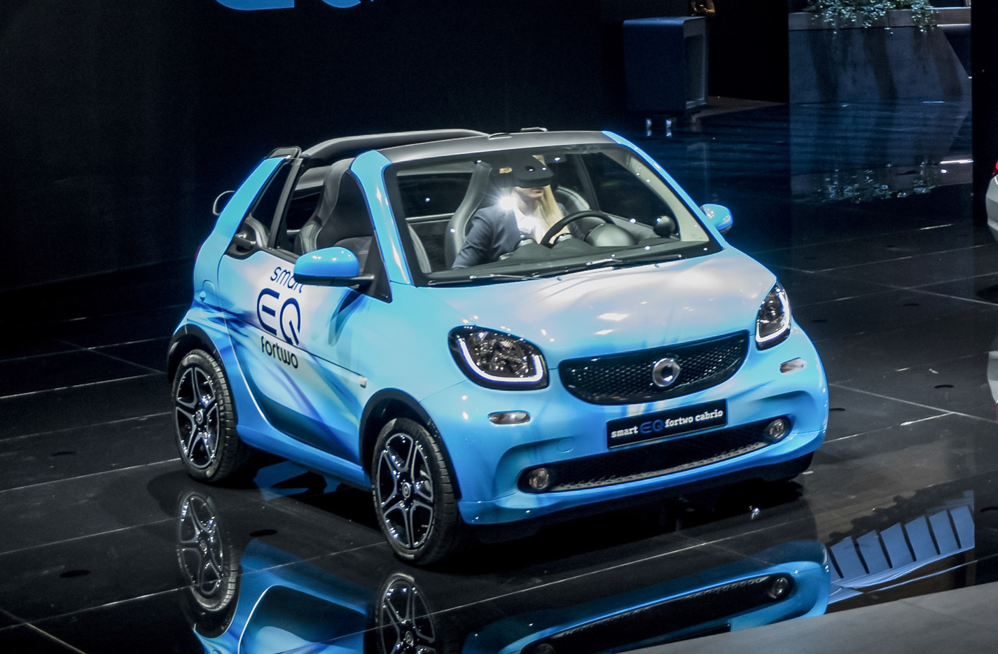 实拍|smart EQ forfour 工况续航里程为155km