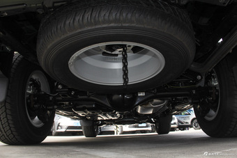 2016款普拉多2.7L自动标准版