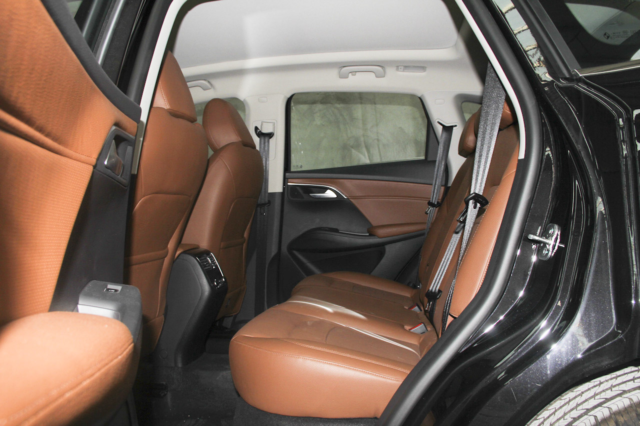 2016款宝沃BX7 2.0T自动四驱精英版28T