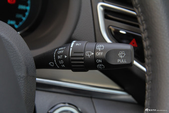 2017款比亚迪宋盖世升级版1.5TID自动精英型