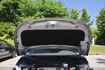 2018款标致308  350THP 自动尊贵版