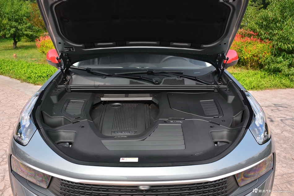 2018款领克01 1.5T PHEV 劲Pro