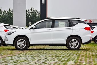 2017款哈弗M6 1.5T手动都市型