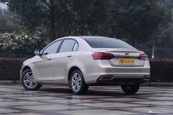 2018款吉利帝豪1.5L自动尊贵型