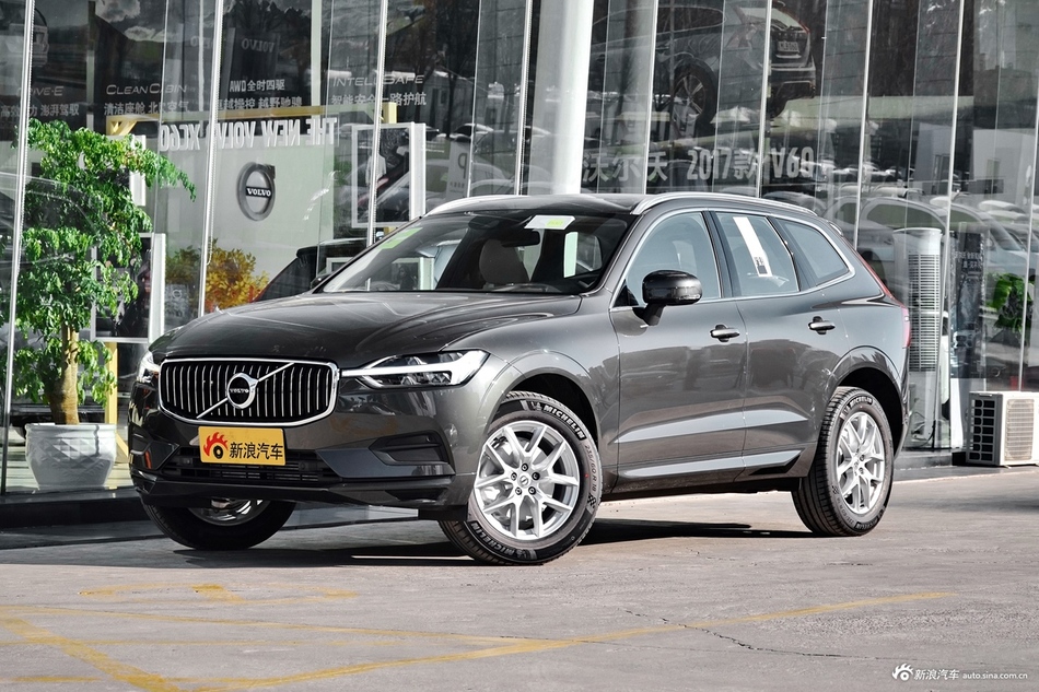 2018款沃尔沃XC60 2.0T自动T4智逸版