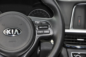 2016款起亚K5 2.0L自动PREMIUM