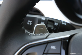 2018款众泰Z700H 1.8T DCT尊贵型