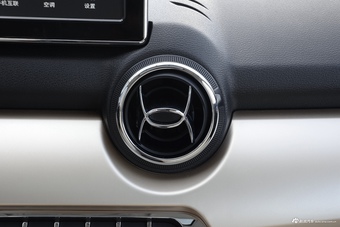 2016款昌河Q35 1.5L手动舒适炫酷版