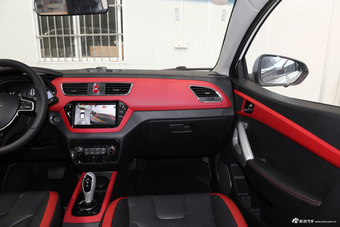 2017款江淮iEV7S 智尊型