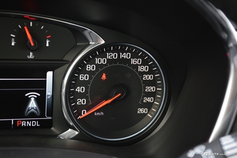 2018款探界者RS 2.0T自动四驱拓界版550T