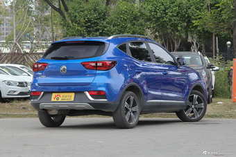 2017款名爵ZS 1.5L手动尊享互联网版